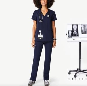 S Figs scrubs set- top & bottom in navy